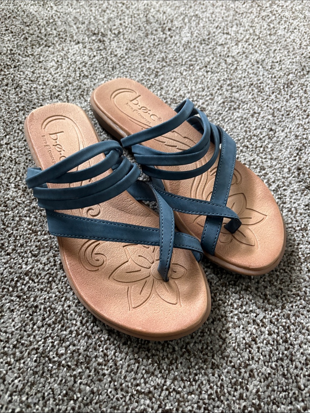 b.o.c. navy strappy toe-post sandals